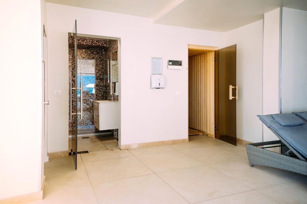Excentric Apartament & Sea View By Alezzi Năvodari Exteriér fotografie