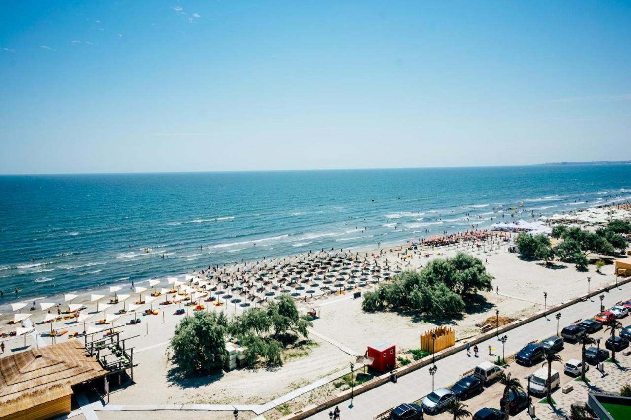 Excentric Apartament & Sea View By Alezzi Năvodari Exteriér fotografie