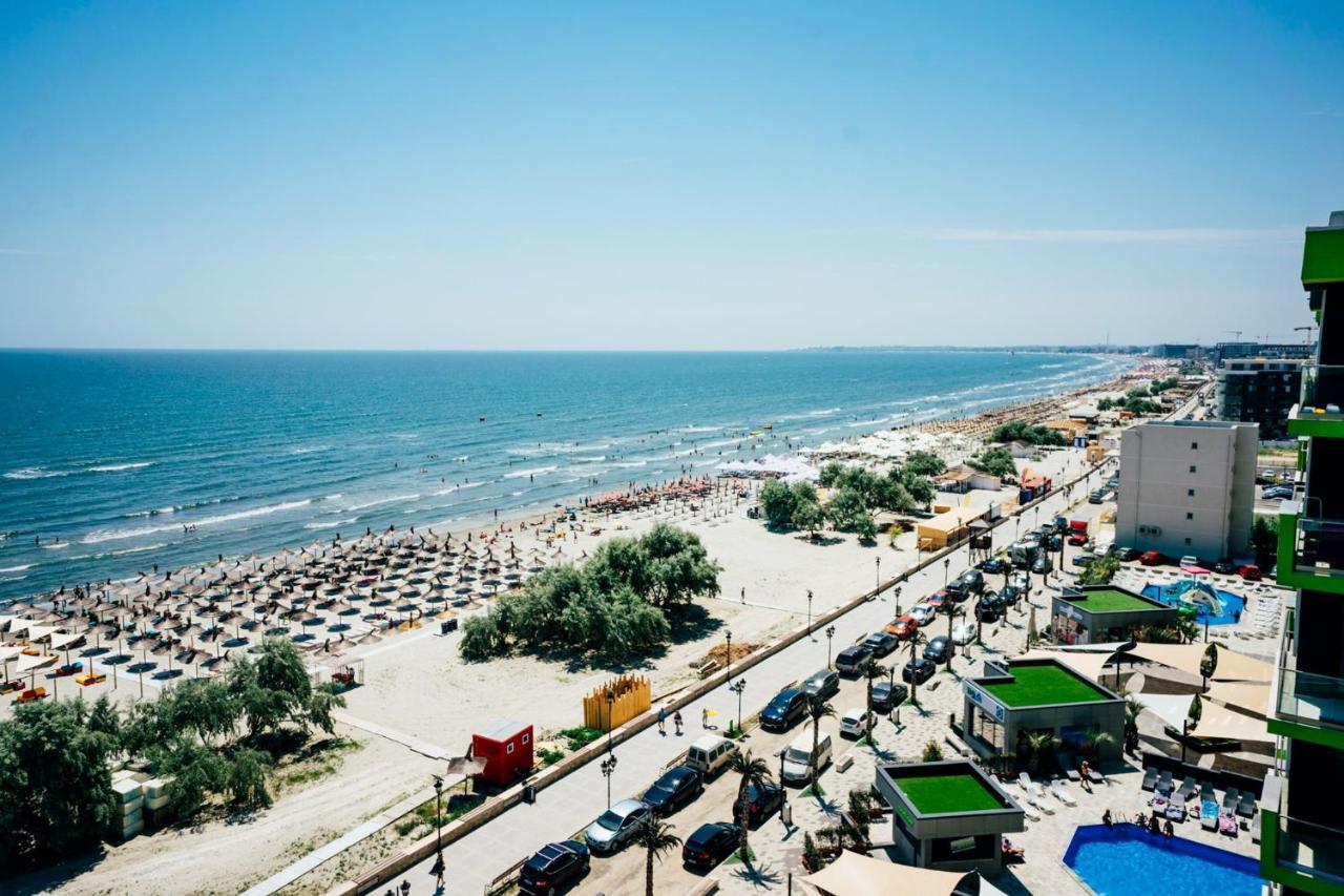 Excentric Apartament & Sea View By Alezzi Năvodari Exteriér fotografie
