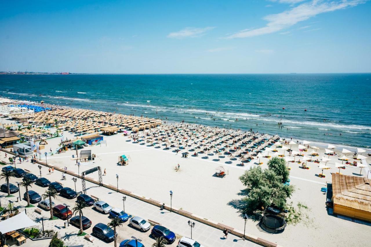 Excentric Apartament & Sea View By Alezzi Năvodari Exteriér fotografie